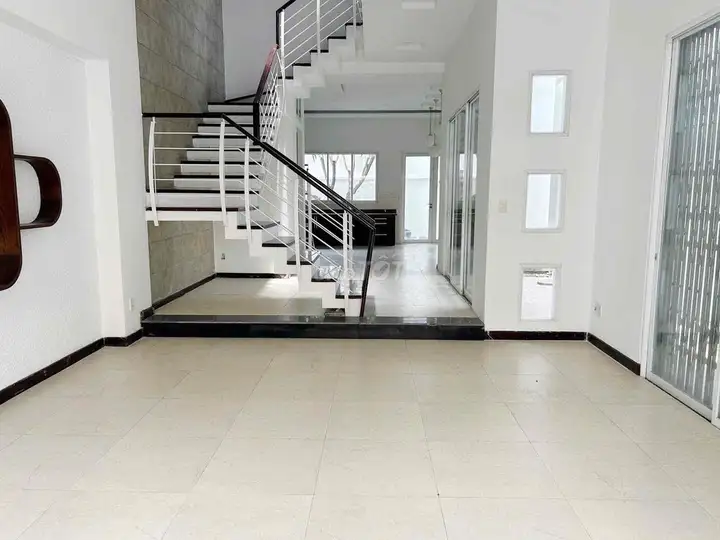 Дом в переулке 98, Линь Донг, Тхы Дык