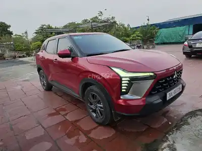 Mitsubishi Xforce GLX 2024 1.5AT 25631 км Красный