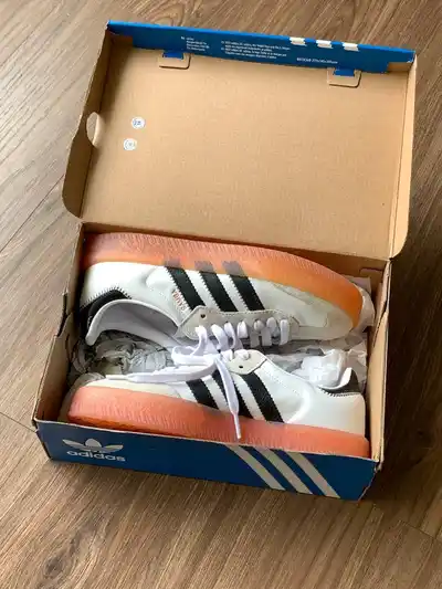 Кроссовки Adidas Sambae