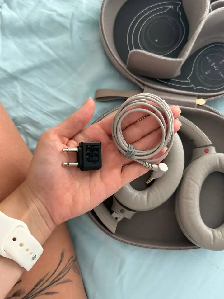 Наушники Sony WH-1000XM4 Silver