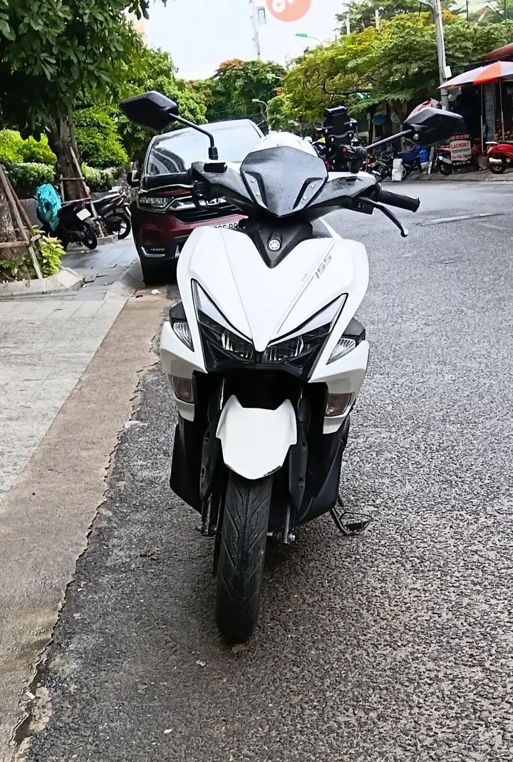 YAMAHA NVX 155