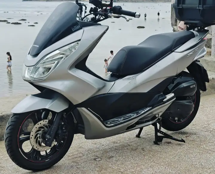 Honda PCX 125 2 поколение