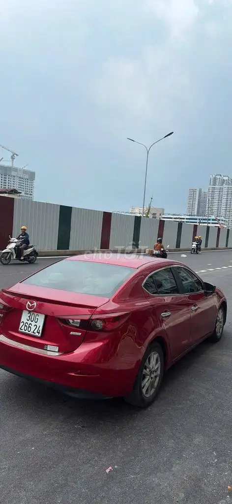 Mazda Mazda 3 2019 Красная 50000 км