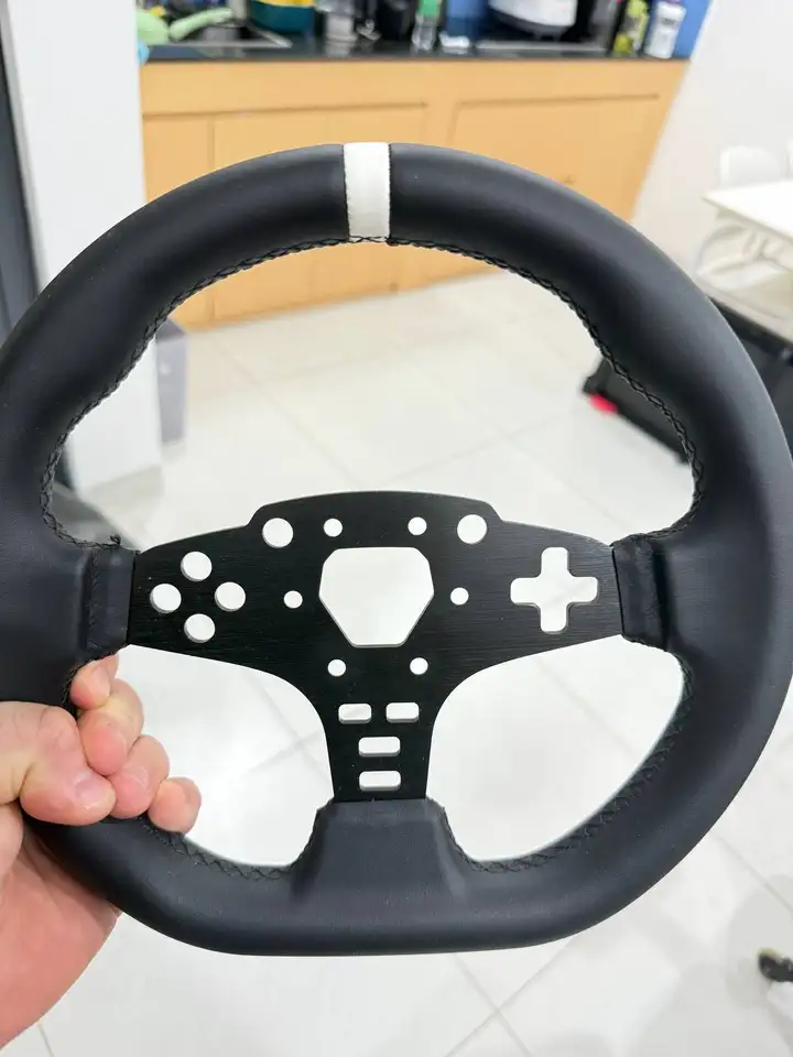 MOZA R5 Racing Simulator + руль Formula 1 Custom