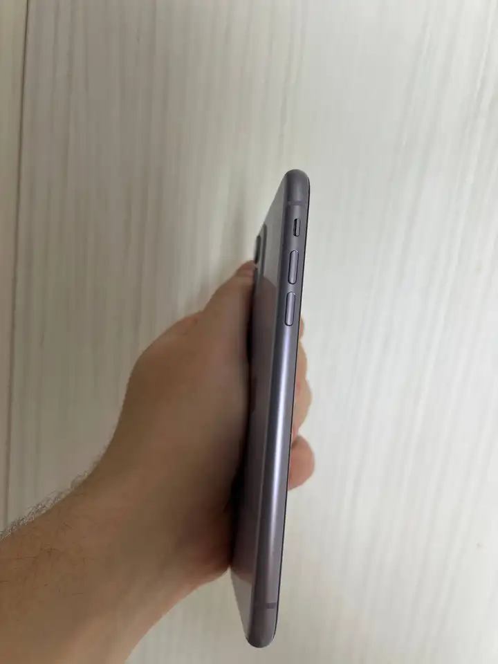 iPhone 11 64 ГБ
