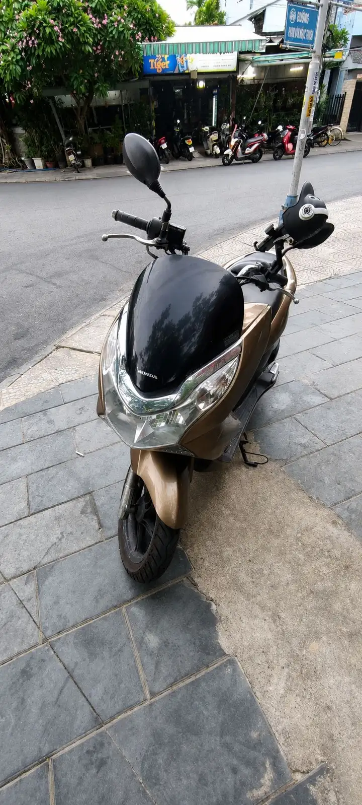 Honda PCX 125 1 поколение (2011)