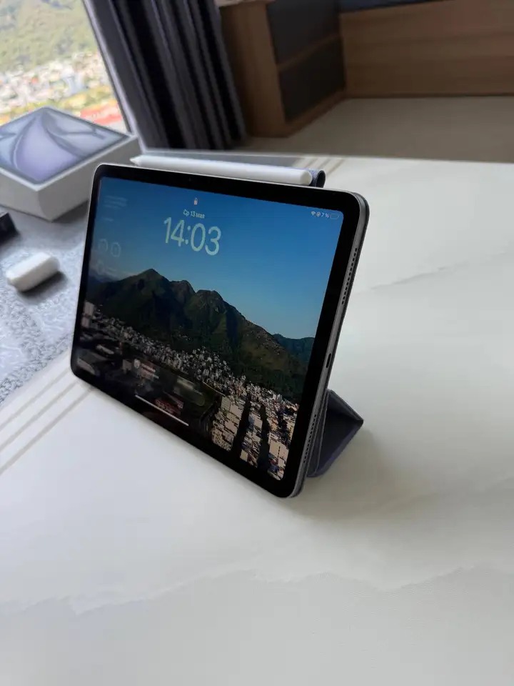 iPad Air 11 дюймов M1 128 ГБ + Apple Pencil Pro