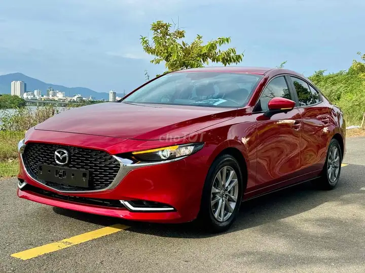 Mazda 3 1.5L Luxury 2024 Автомат 6 ст. Бензин Красный