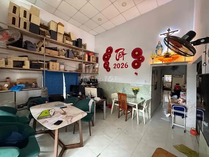 Улица Ле Куан Динь, Бинь Тхань – 72 м² – 5 сп.