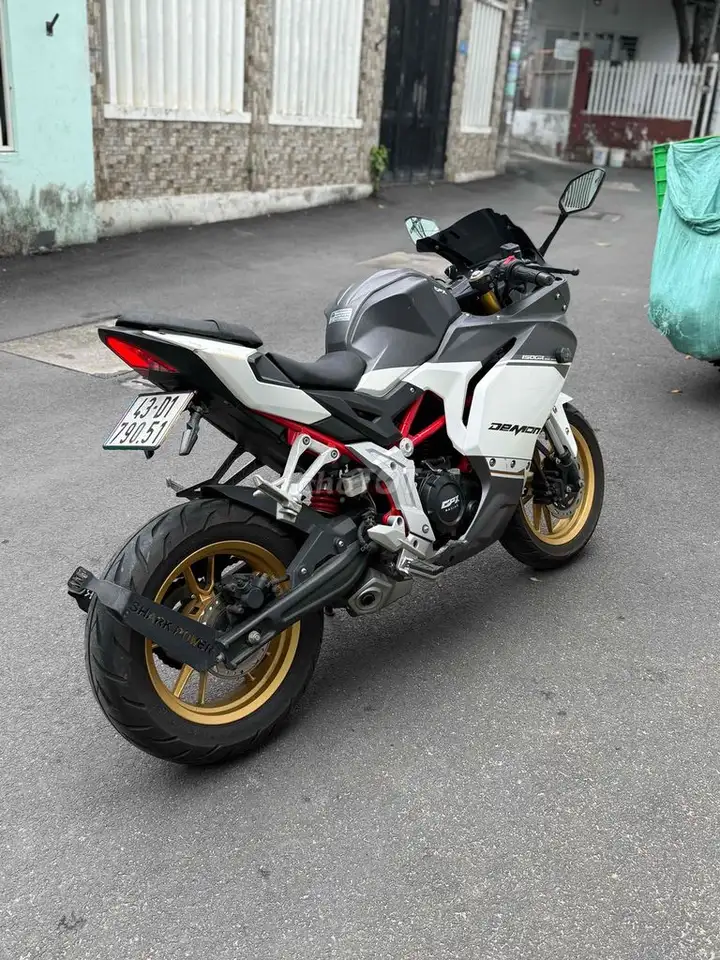 GPX Demon 2019 Белый 8000км