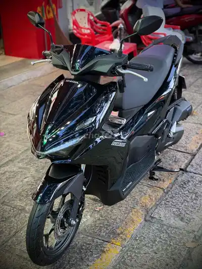 Honda Air Blade 125 2026 как новый, пробег 300 км, 9 владельцев