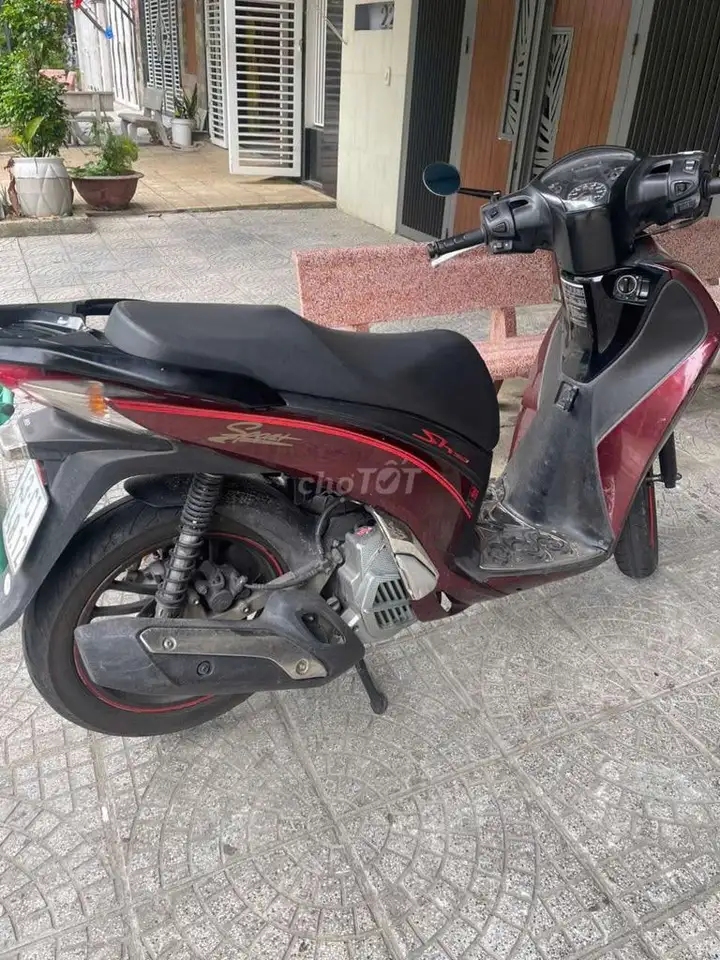 Honda SH 2015, красный, 61 000 км