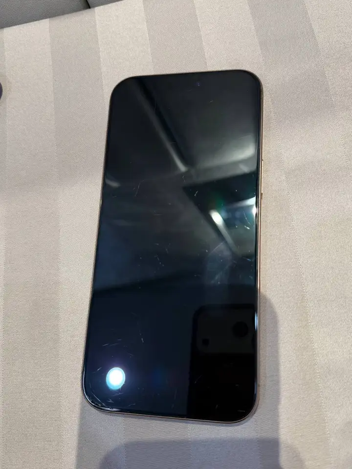 iPhone 16 Pro Max Desert Titanium 256GB