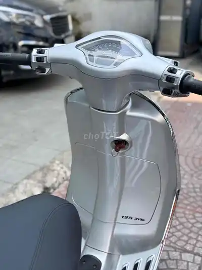 Piaggio Sprint 125 2014 серебристый Porsche BSTP Chính Chủ
