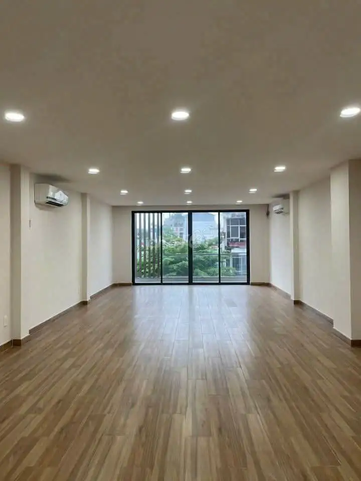 Аренда дома, фасад 303B Tan Son Nhi, phường Tan Son Nhi, quận Tan Phu