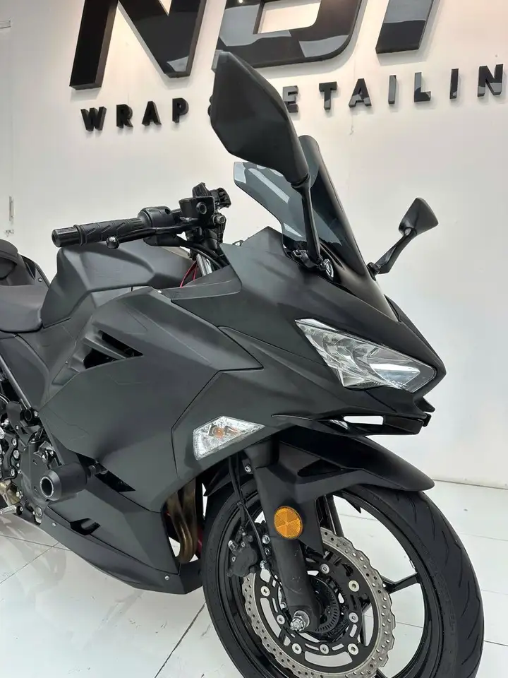 Kawasaki Ninja 400