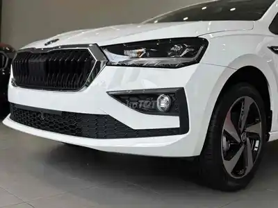Skoda Slavia Style 3S, белый, в идеальном состоянии