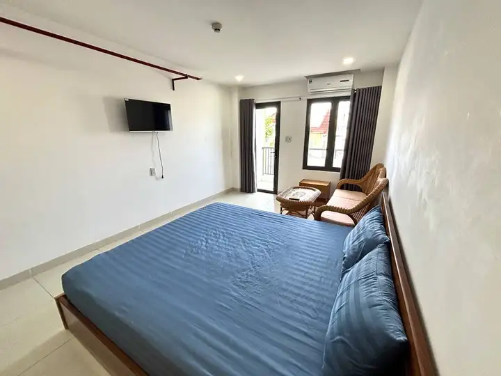 Двухкомнатная квартира с балконом, 70 м², Фуонг Сон