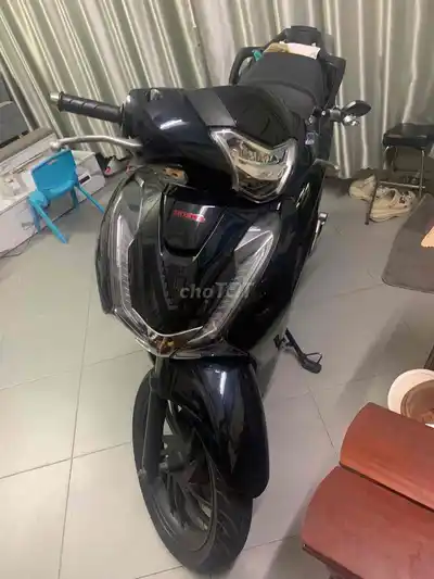Honda SH 125 2015 CBS полный рестайлинг под 2019 черный