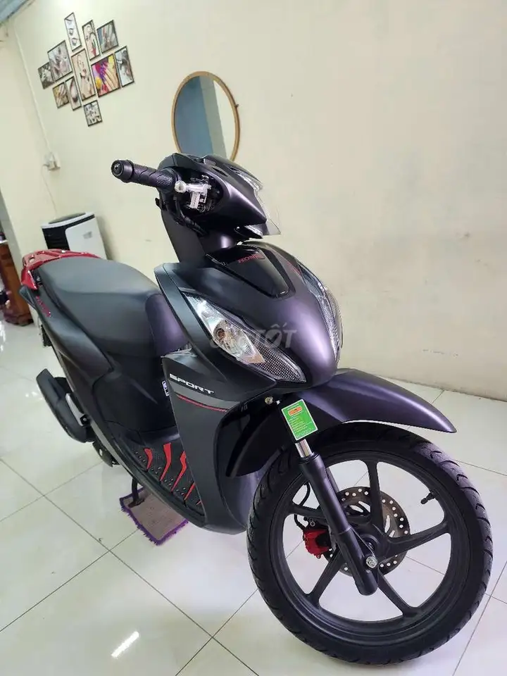 Honda Vision 2025 Sport Black 2500 km