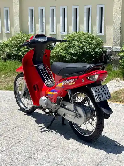 Honda Wave 100, красный, вьетнамской сборки