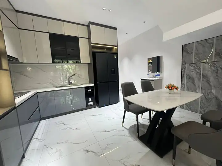 Дом 3 этажа 4 спальни 80м2, Le Thiet, Hoa Khanh