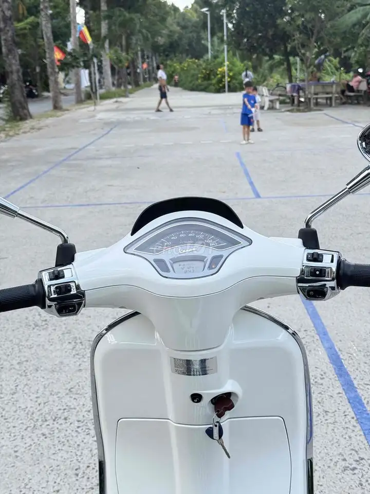 🌈 Vespa Sprint 125 ABS 2022 - Первый взнос от 18 до 28 млн