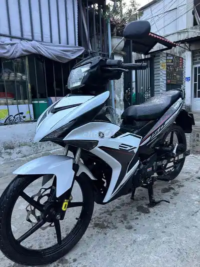Yamaha Exciter 150 бело-чёрный
