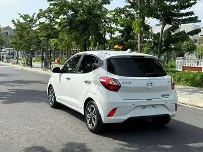 Hyundai I10 2022 FULL 1.2AT Белый 30 тыс. км