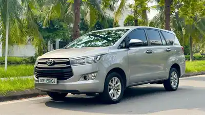 Toyota Innova 2.0E MT 2019 г.в.