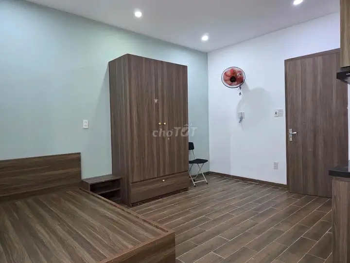 Студия, Сонтра, Дананг