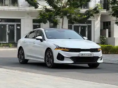 Kia K5 2.0 Premium 2023 года выпуска