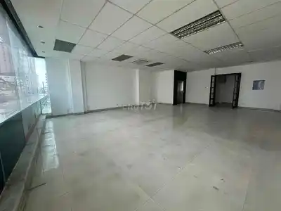 Дом с 2 фасадами на улице Динь Бо Линь, район Бинь Тхань