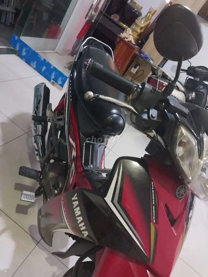 Yamaha Sirius RC черно-красный, полуавтомат