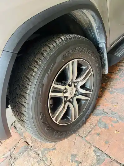 Toyota Fortuner 2020 Серый