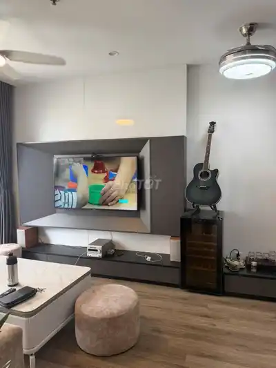 Аренда квартиры 3 спальни 2 ванные в Vinhomes Ocean Park, с красивой мебелью, 13 млн