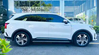 Kia Sorento 2023 2.2D Signature Белый