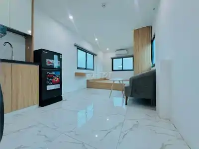 Полностью меблированный гостиничный номер в Da La Thanh Mini, Донг Да