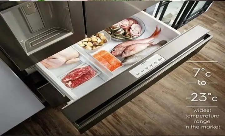 Холодильник Electrolux EHE6879A-B CVN