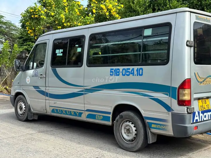 Mercedes-Benz Sprinter 2005 фургон 6 мест