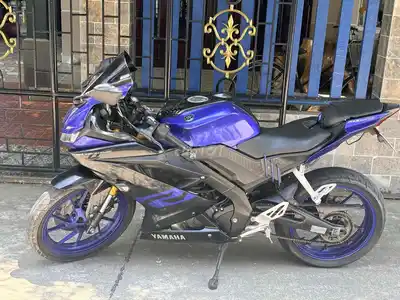 Синяя черная ручная тележка Yamaha R15