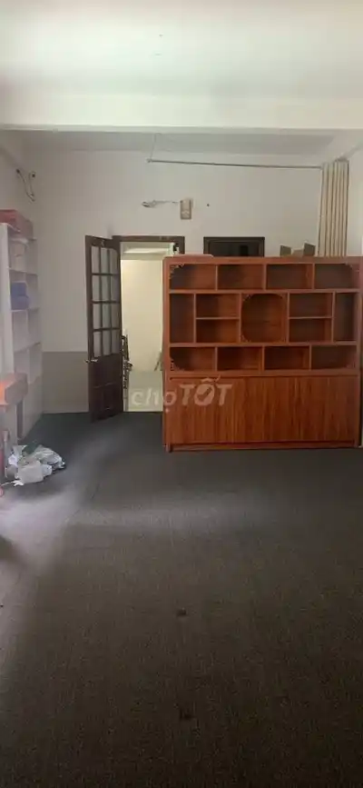 Комната с балконом на улице Нгуен Конг Чы