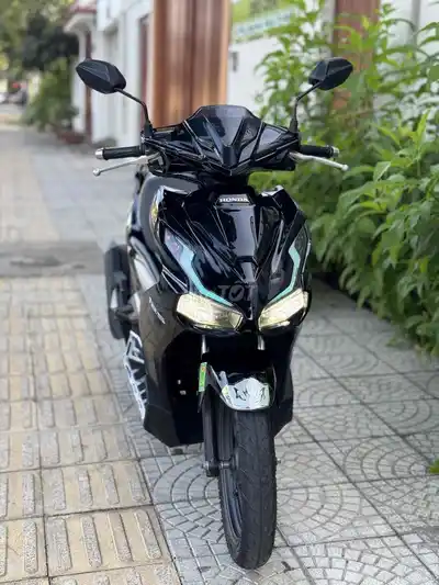 Honda Air Blade 4val 125cc, чёрный