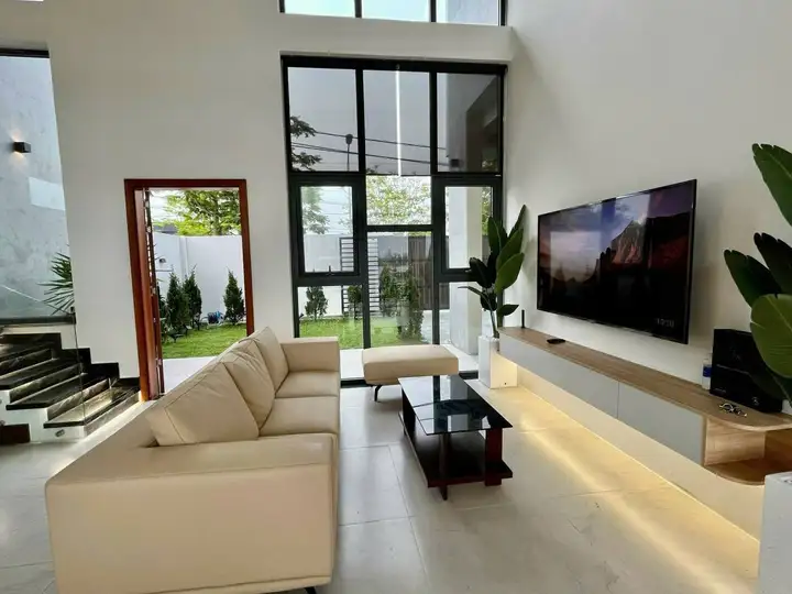 Вилла 2 этажа 3 спальни 3WC 150м2