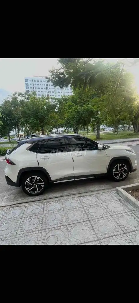 Toyota Yaris Cross Hybrid 1.5 CVT Белый