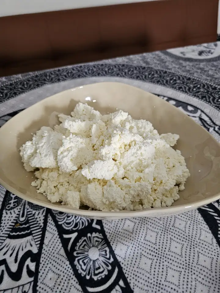 Творог и замороженные сырники