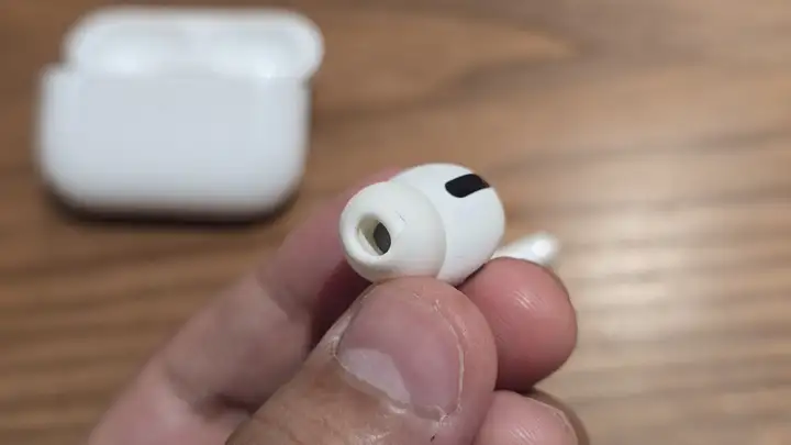 AirPods Pro (1 поколение)