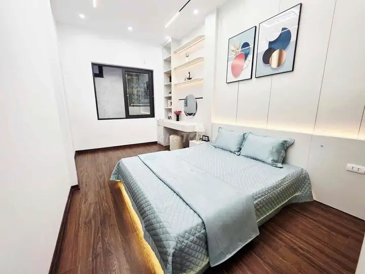 Новый дом Trung Phụng, Dong Da, 33м², 4 этажа, 3 спальни, 3 ванные