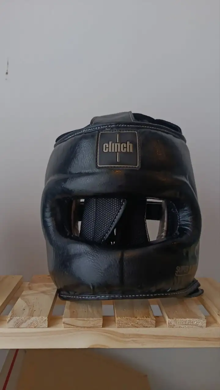 Шлем, шорты, штаны, кофемолка, мышка