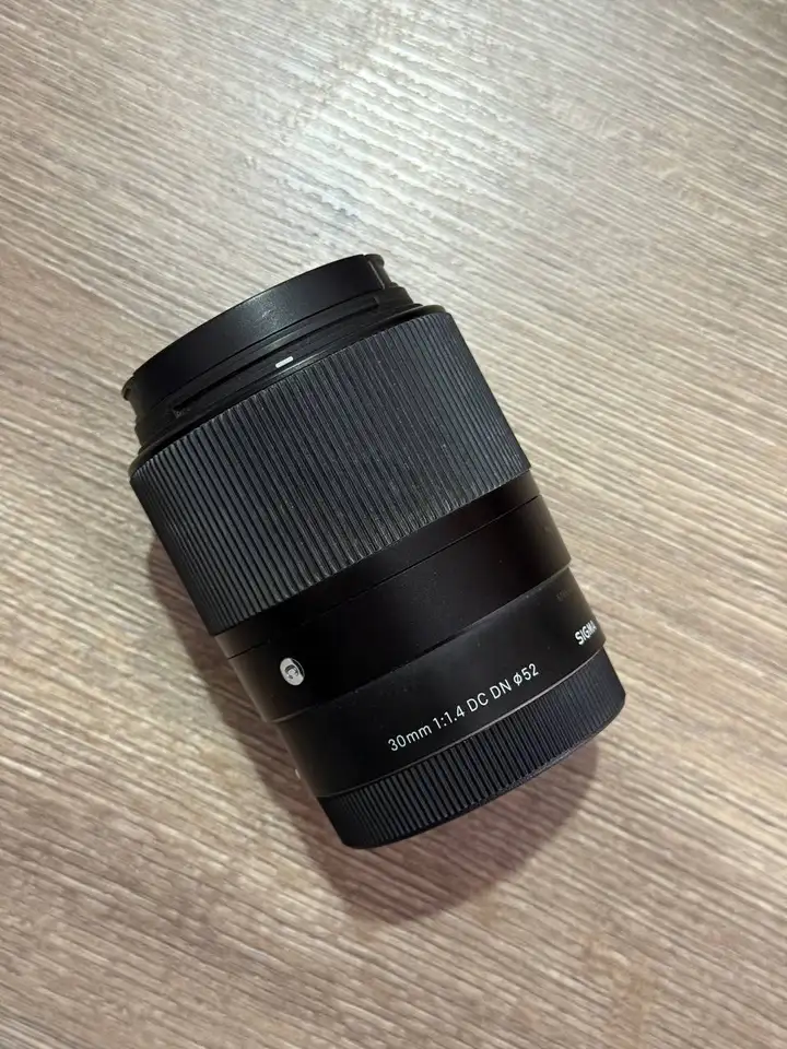 Игровая консоль и фототехника